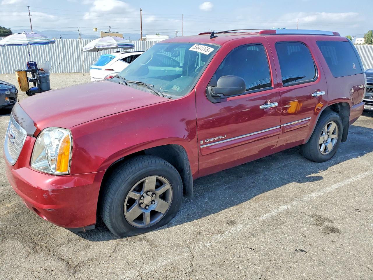 2007 GMC Yukon Denali, VIN 1GKFK63847J271466 — Prior damage history