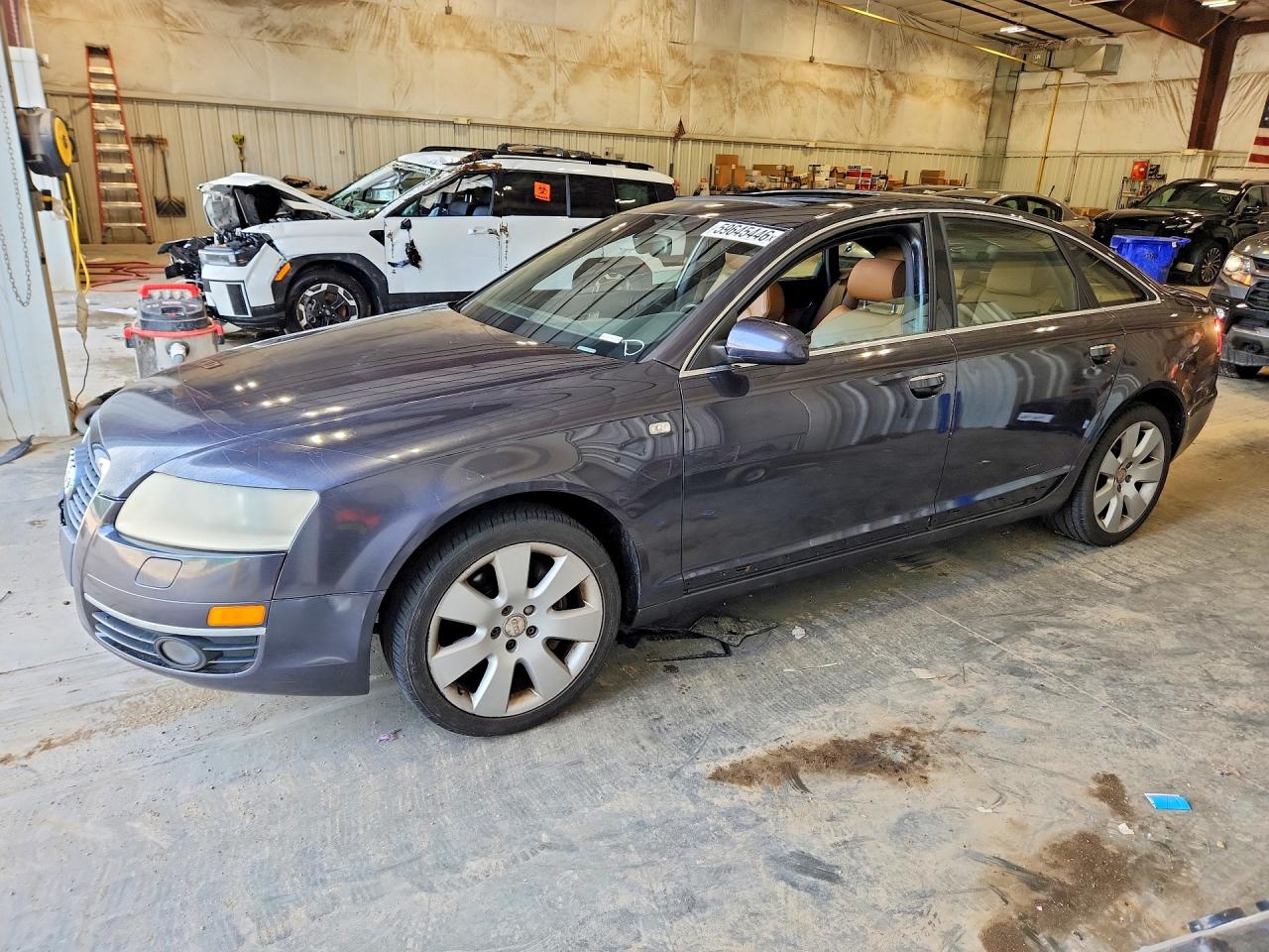 2005 Audi A6, VIN WAUDG74F15N114035 — Front end
