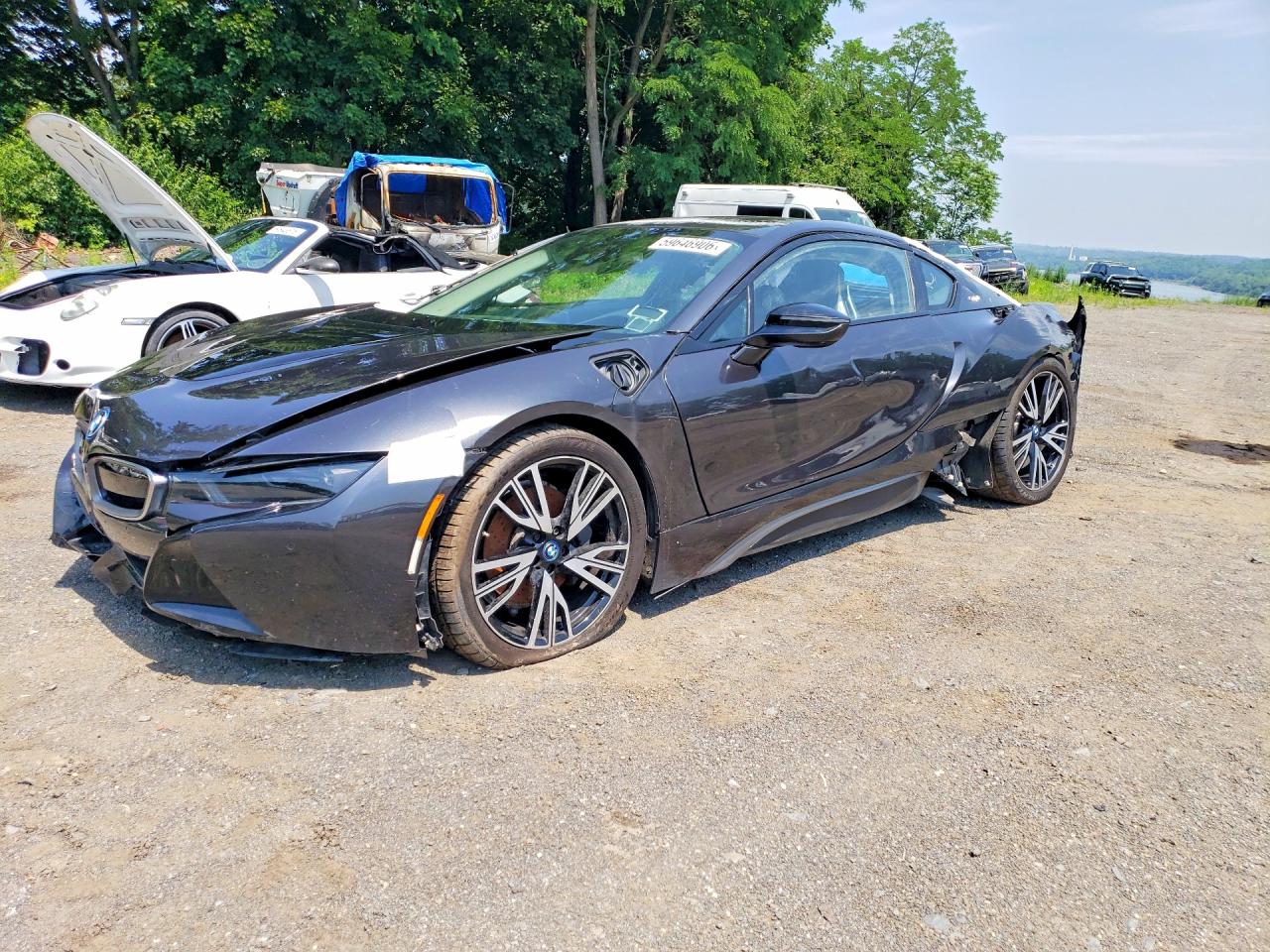 2019 BMW i8, VIN WBY2Z4C5XKVB81807 — Front end