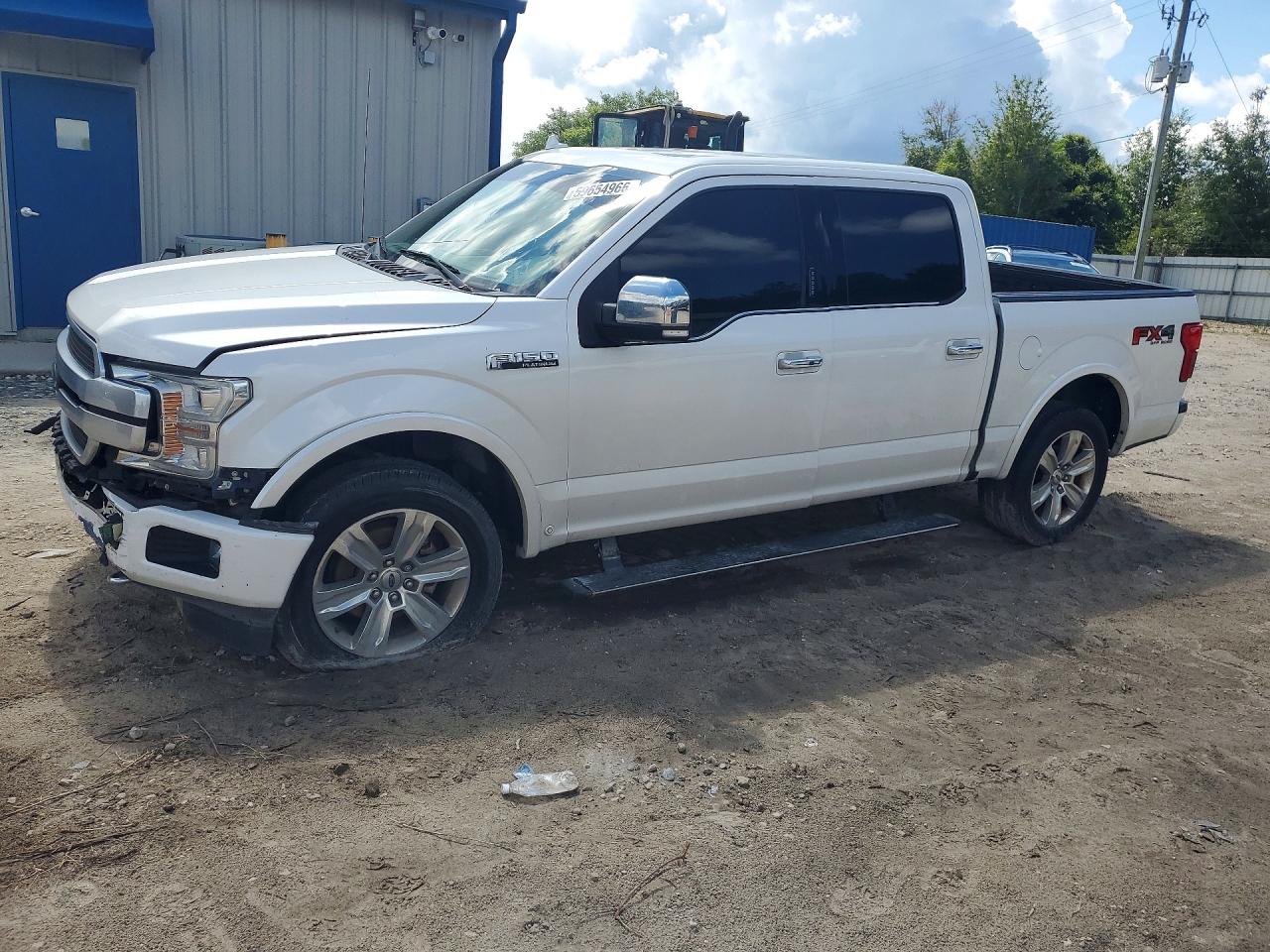 2019 Ford F-150 Platinum, VIN 1FTEW1E48KFB76932 — Front end