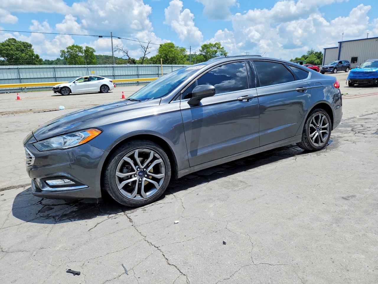 2017 Ford Fusion SE, VIN 3FA6P0T93HR356167 — Side