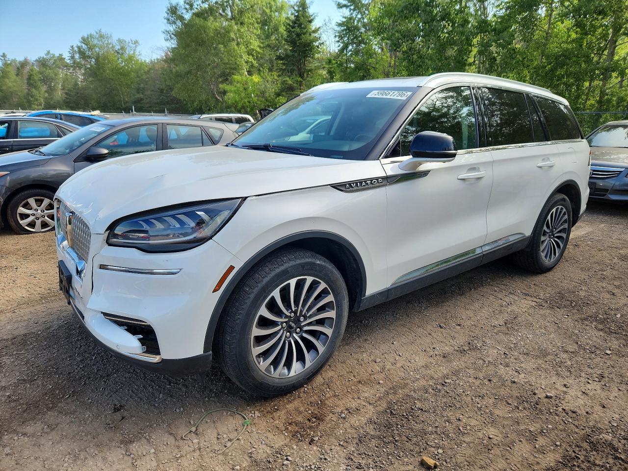 2023 Lincoln Aviator Reserve, VIN 5LM5J7XC2PGL19597 — Front end