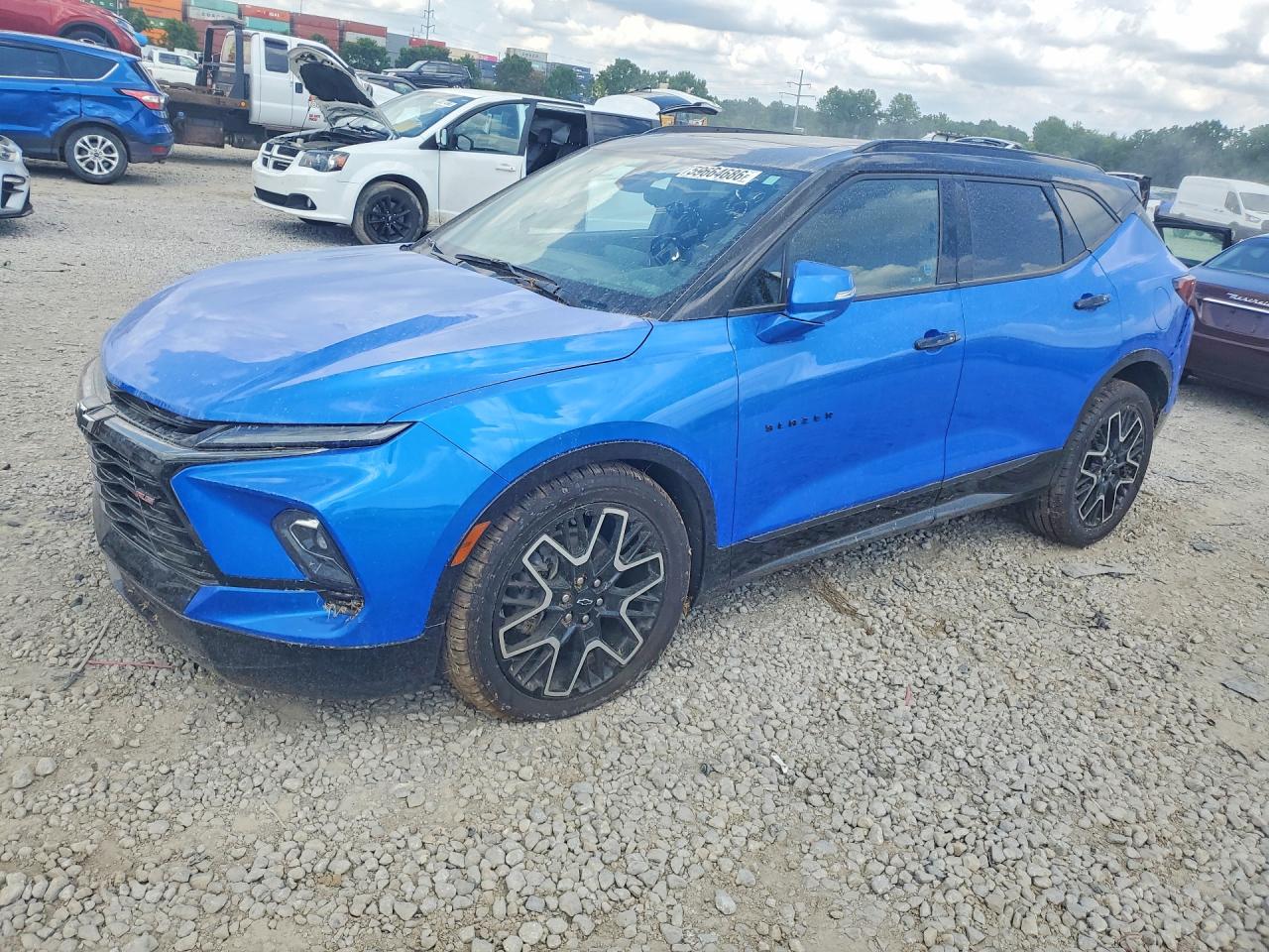 2024 Chevrolet Blazer RS, VIN 3GNKBKRS0RS238365 — Перед