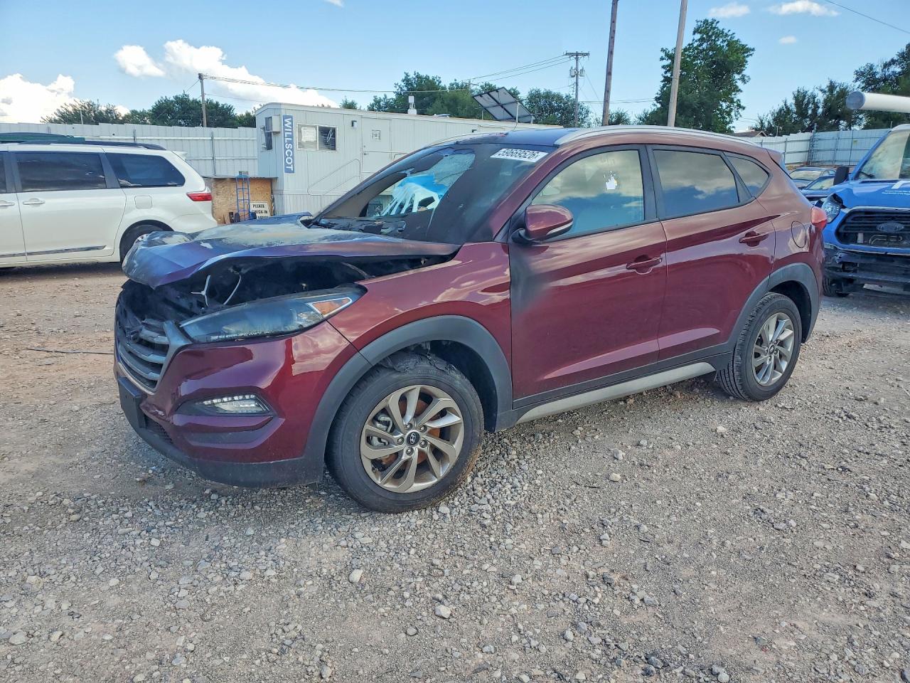 2017 Hyundai Tucson SE, VIN KM8J33A40HU413454 — Пожар