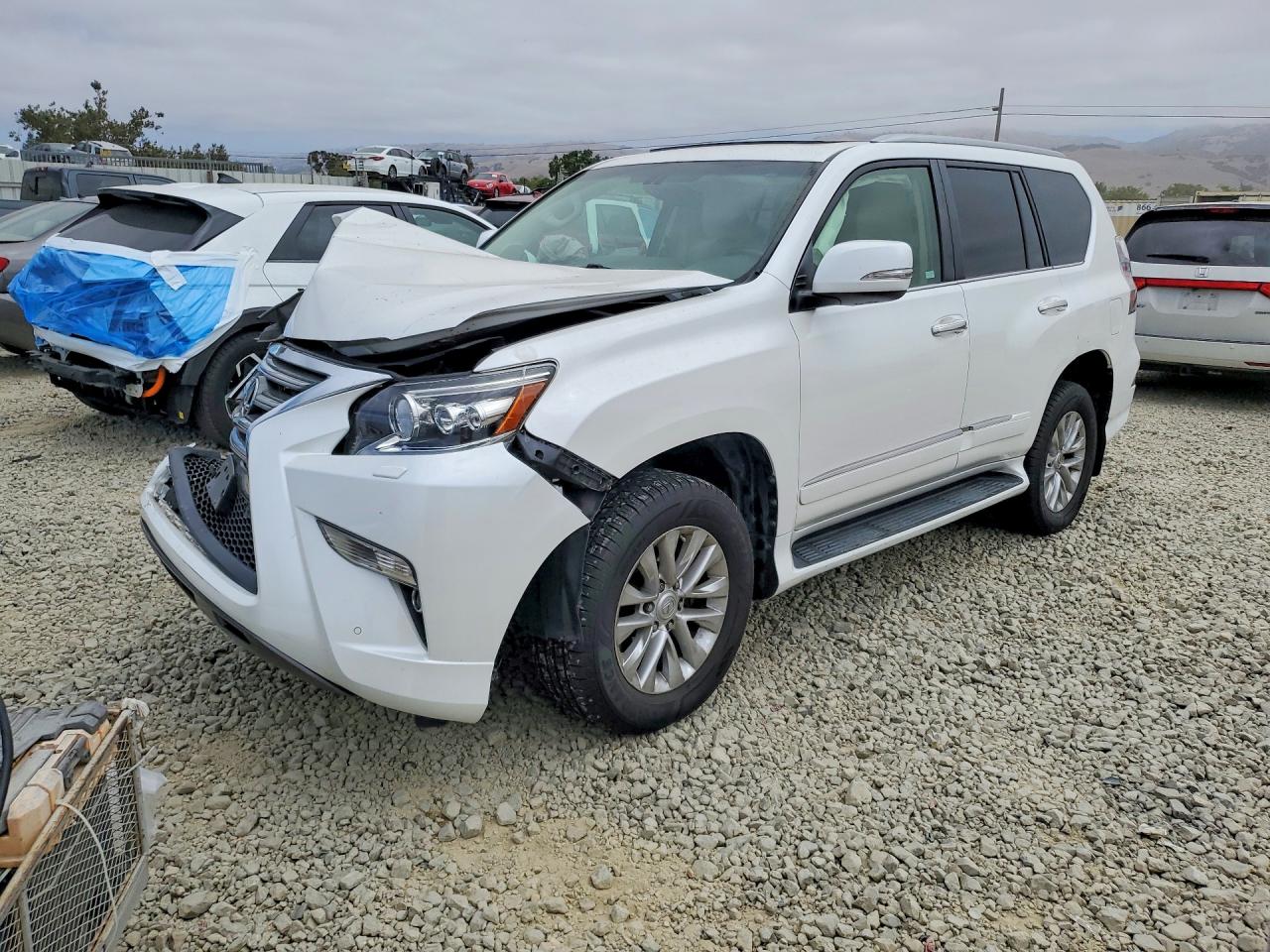 2017 Lexus GX 460 Premium, VIN JTJBM7FX8H5151867 — Front end