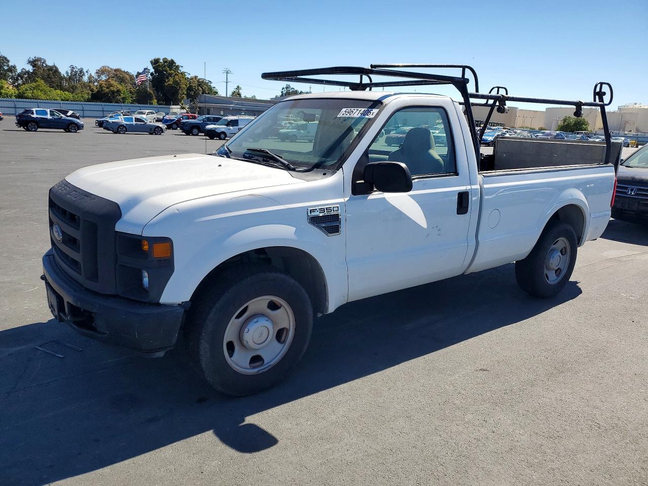 2008 Ford F-350 XL, VIN 1FTSF30528EA63071 — Minor dents and scratches
