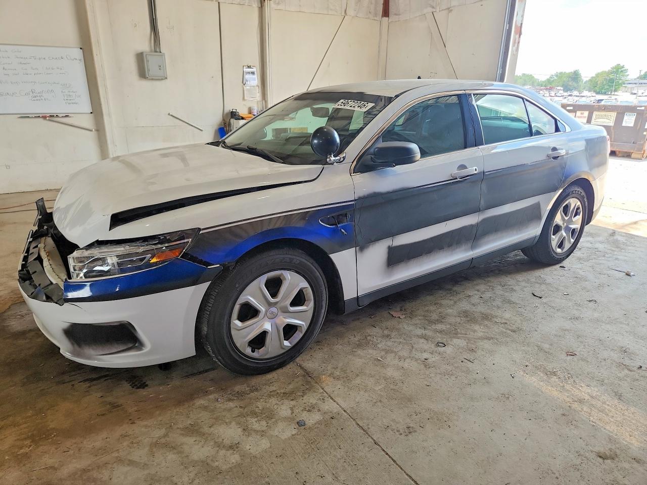 2015 Ford Police Interceptor, VIN 1FAHP2MK6FG119635 — Front end