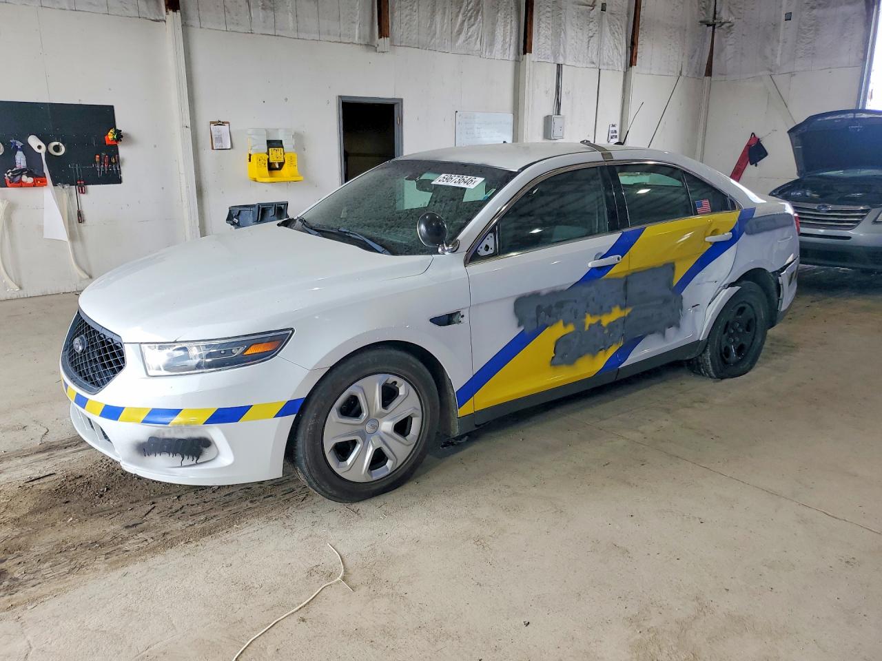 2019 Ford Police Interceptor, VIN 1FAHP2MK6KG101825 — Front end