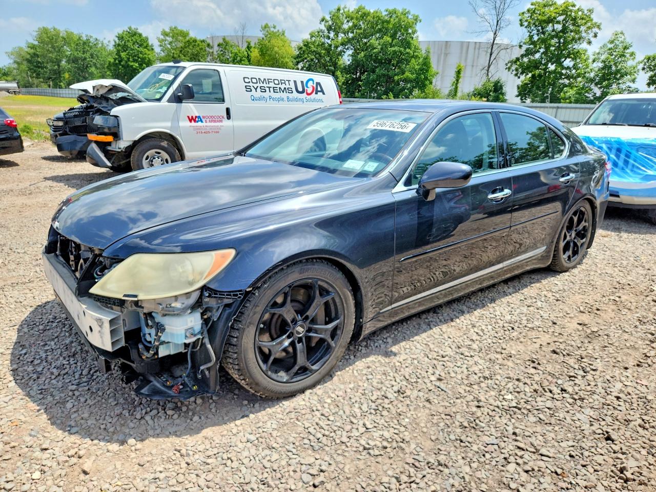2009 Lexus LS 460, VIN JTHCL46F495001934 — Front end
