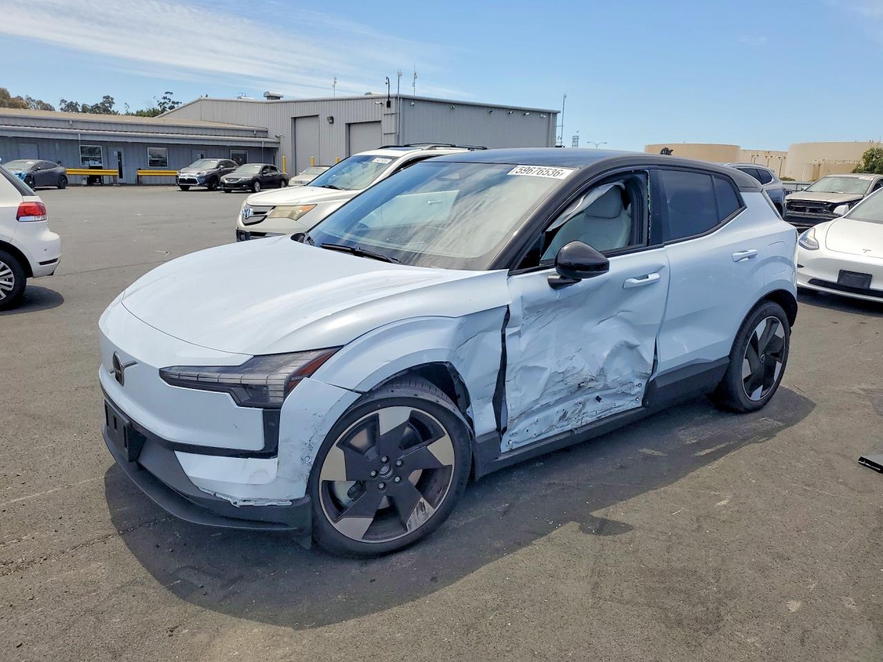 2025 Volvo Ex30 Ultra, VIN YV4EK3ZL4S2604783 — Side