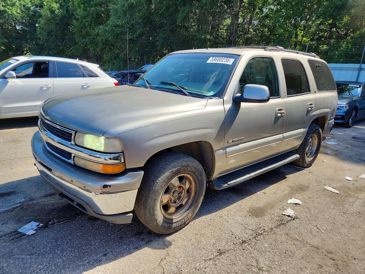 2001 Chevrolet Tahoe LT, VIN 1GNEK13T01R158435 — Rear end