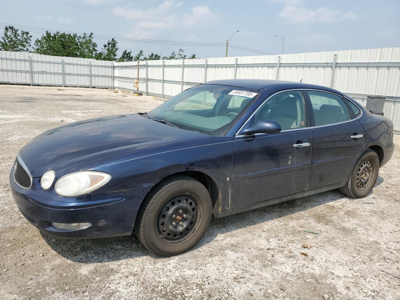 2007 Buick Allure CX, VIN 2G4WF582371241802 — Вандализм