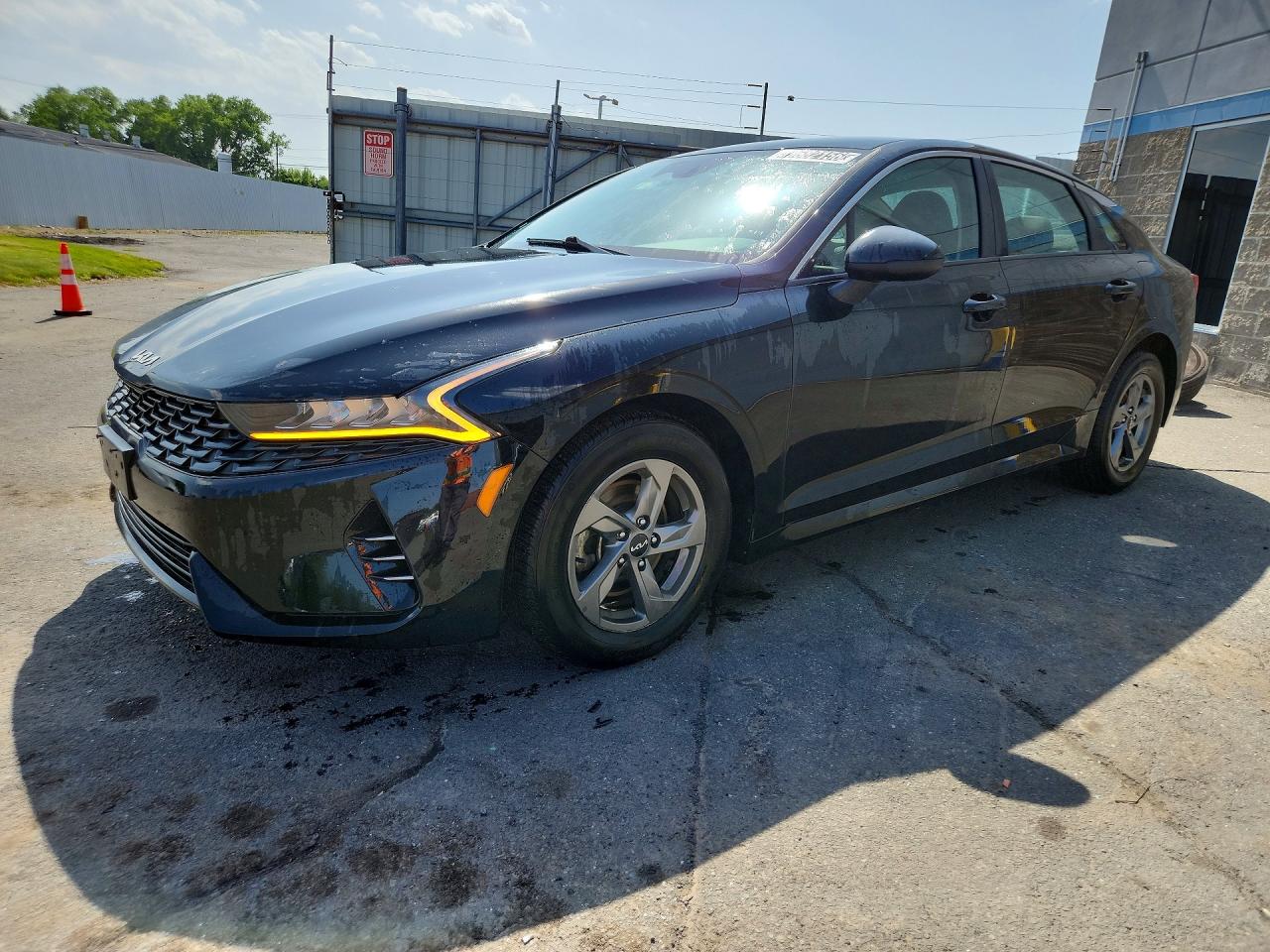 2023 Kia K5 LXS, VIN 5XXG14J28PG211393 — Rear end