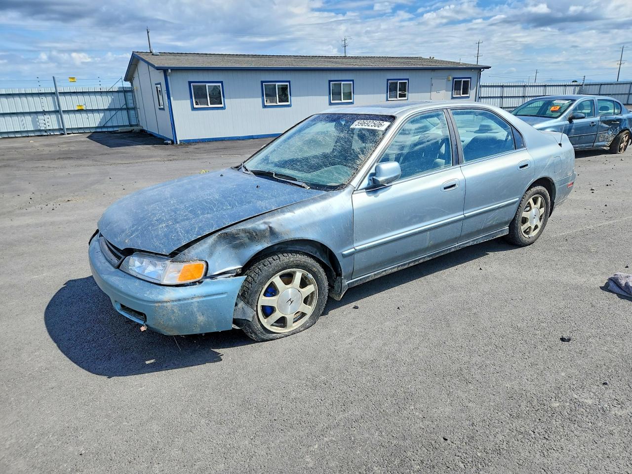 1994 Honda Accord EX, VIN JHMCD5652RC081000 — Front end