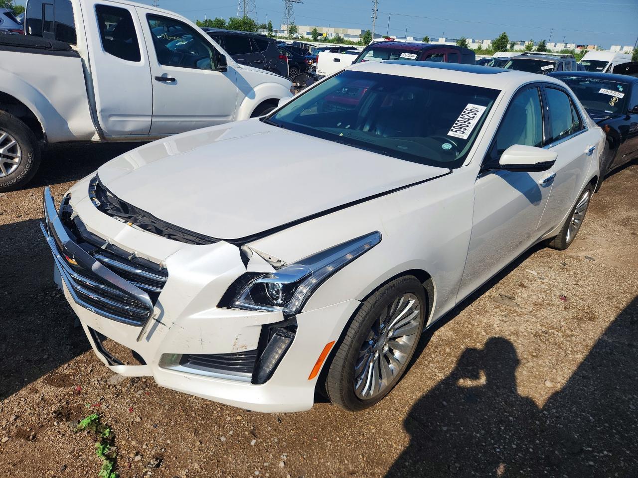 2018 Cadillac CTS Luxury AWD, VIN 1G6AX5SX5J0184136 — Front end