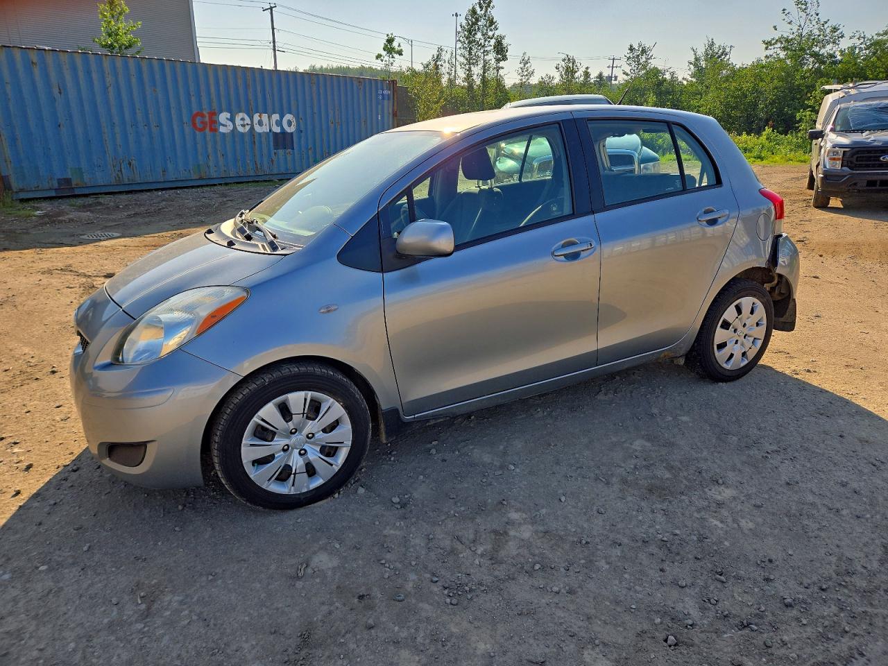 2011 Toyota Yaris, VIN JTDKT4K39B5334144 — Rear end