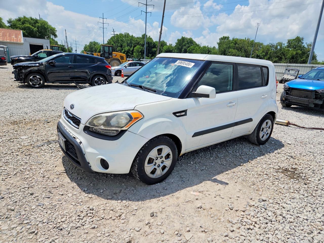 2012 Kia Soul, VIN KNDJT2A57C7402577 — Front end