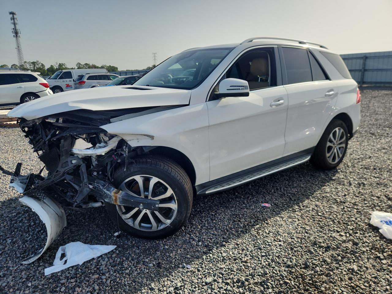 2018 Mercedes-Benz GLE 350, VIN 4JGDA5JB6JB082684 — Front end