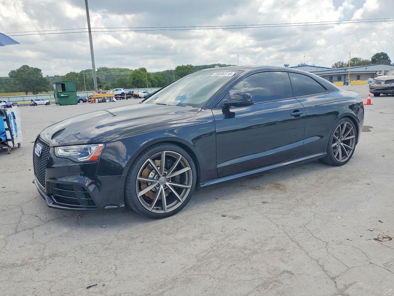 2015 Audi RS 5, VIN WUAC6AFR3FA901411 — Side