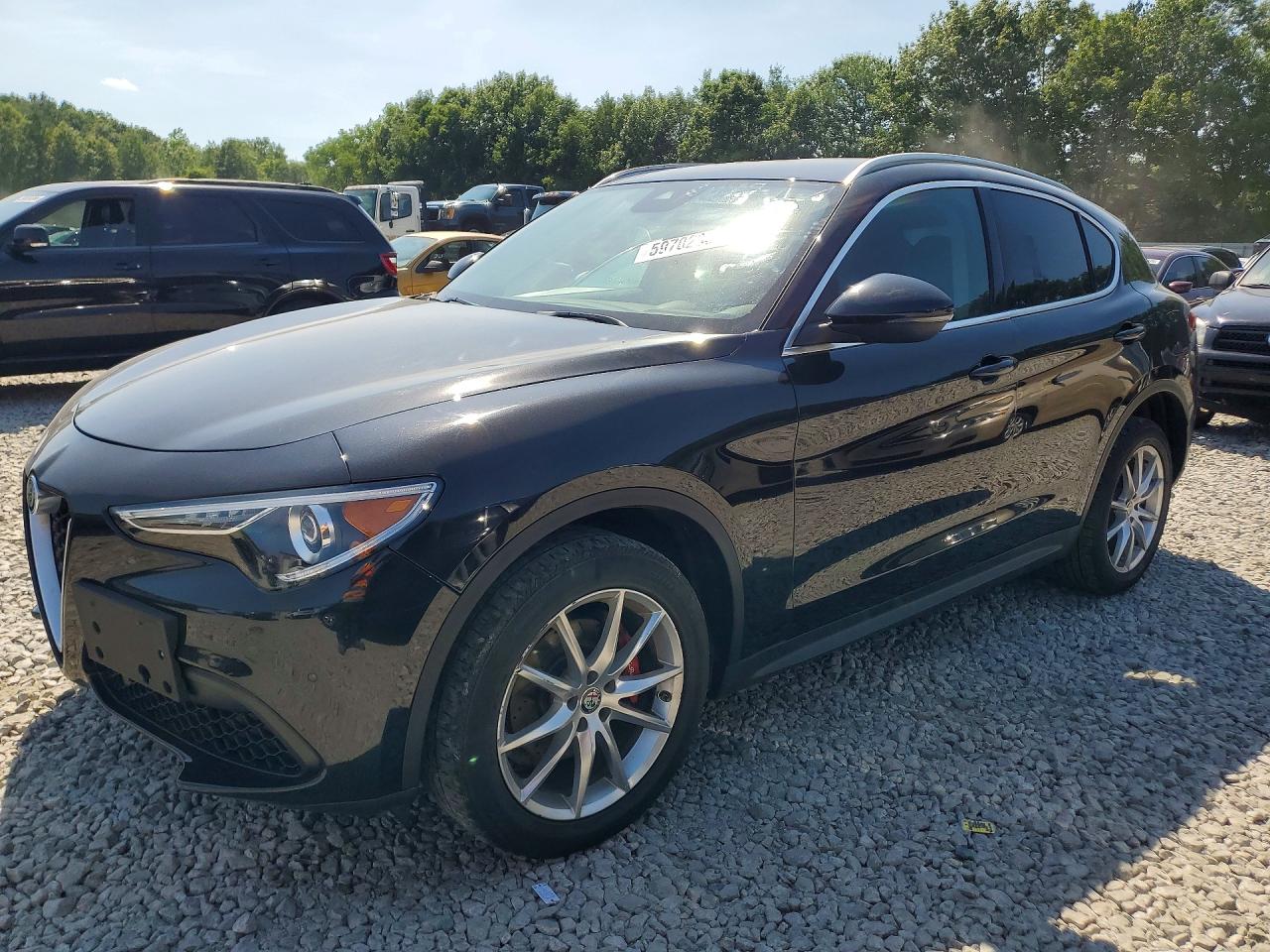 2018 Alfa Romeo Stelvio Ti, VIN ZASFAKBN0J7B60472 — Normal wear