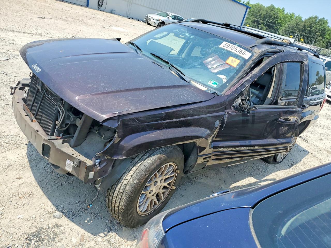2004 Jeep Grand Cherokee Limited, VIN 1J4GW58N64C276904 — Front end
