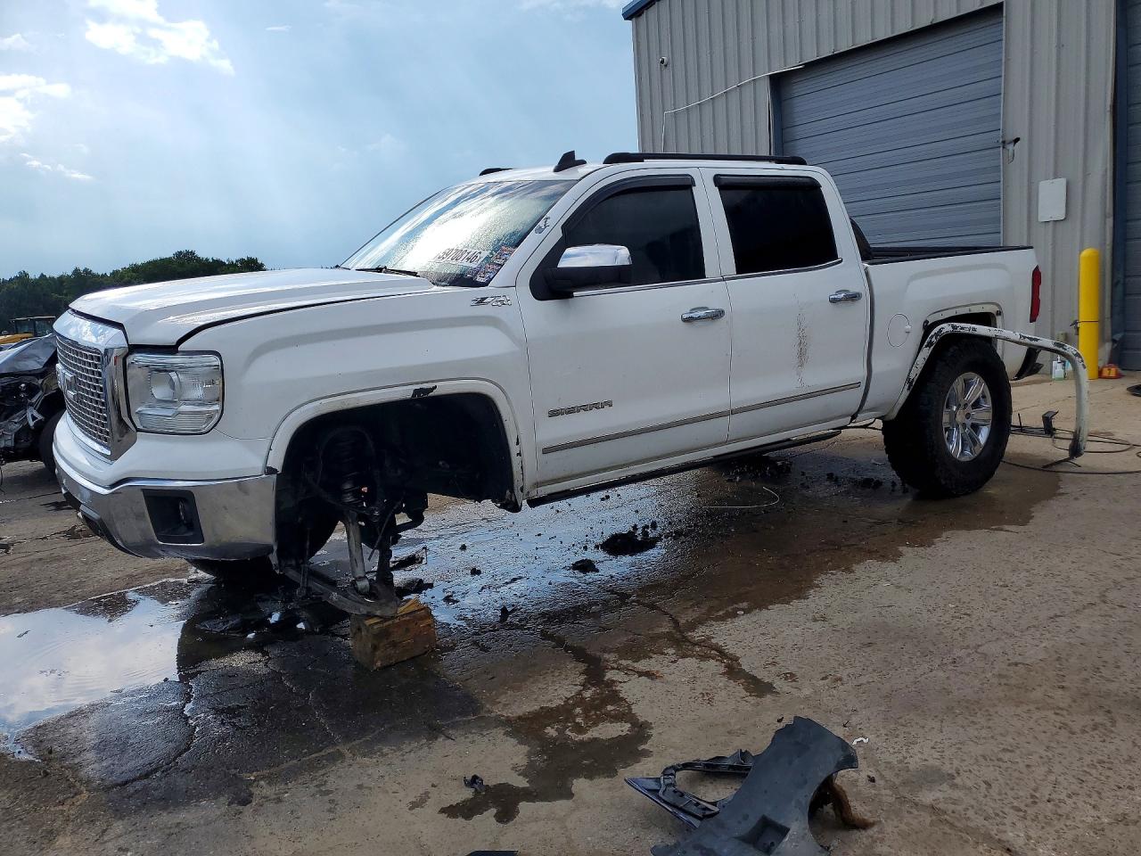 2015 GMC Sierra 1500 SLT, VIN 3GTU2VEC9FG163729 — Front end