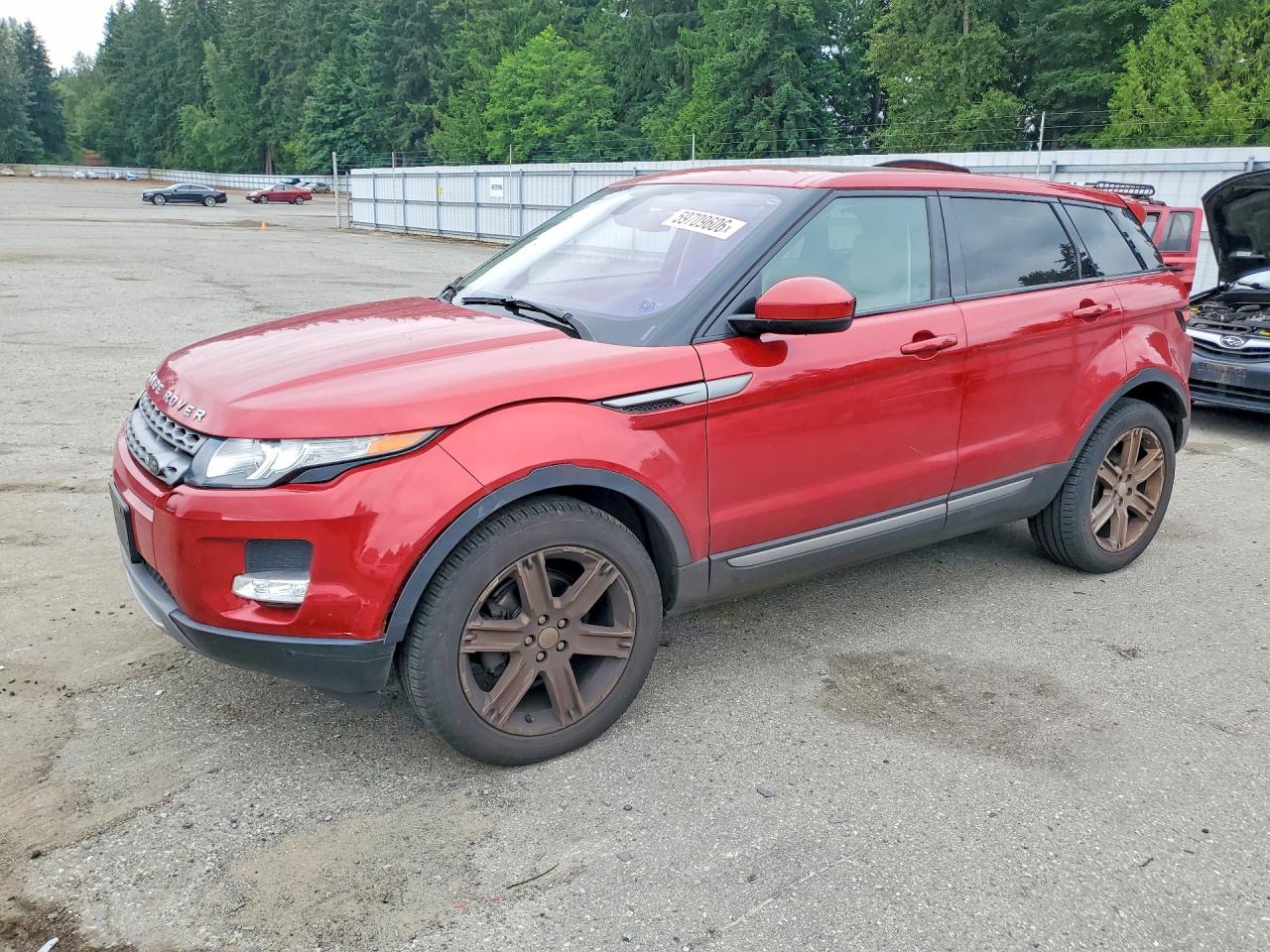 2014 Land Rover Range Rover Evoque Pure Plus, VIN SALVP2BG1EH876374 — Front end