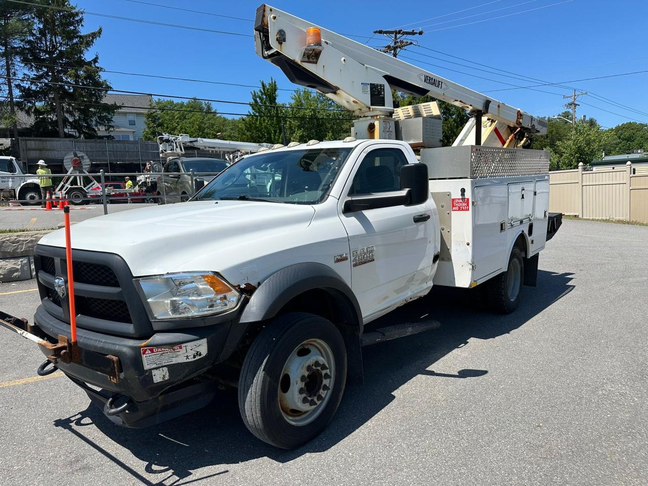 2014 Ram 4500, VIN 3C7WRKAJ2EG281808 — Minor dents and scratches