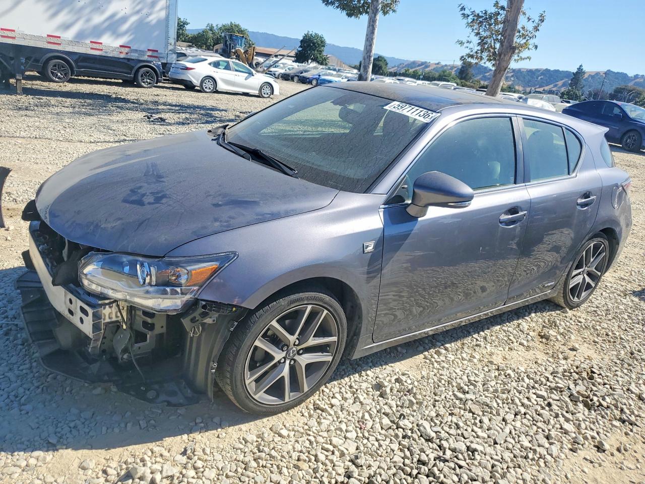2016 Lexus CT 200h, VIN JTHKD5BH8G2266800 — Front end