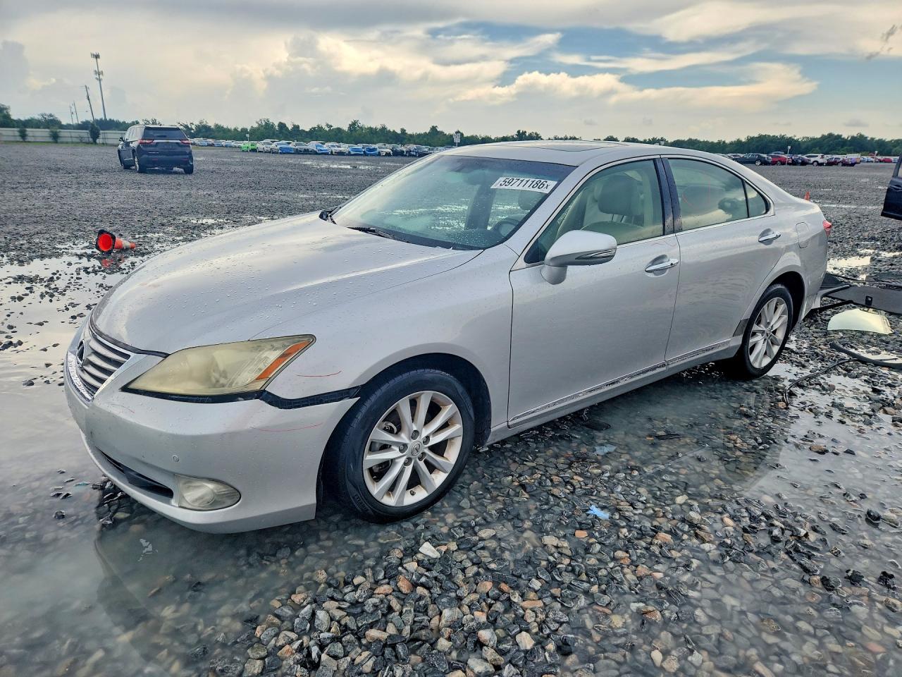 2012 Lexus ES 330, VIN JTHBK1EG6C2502100 — Side