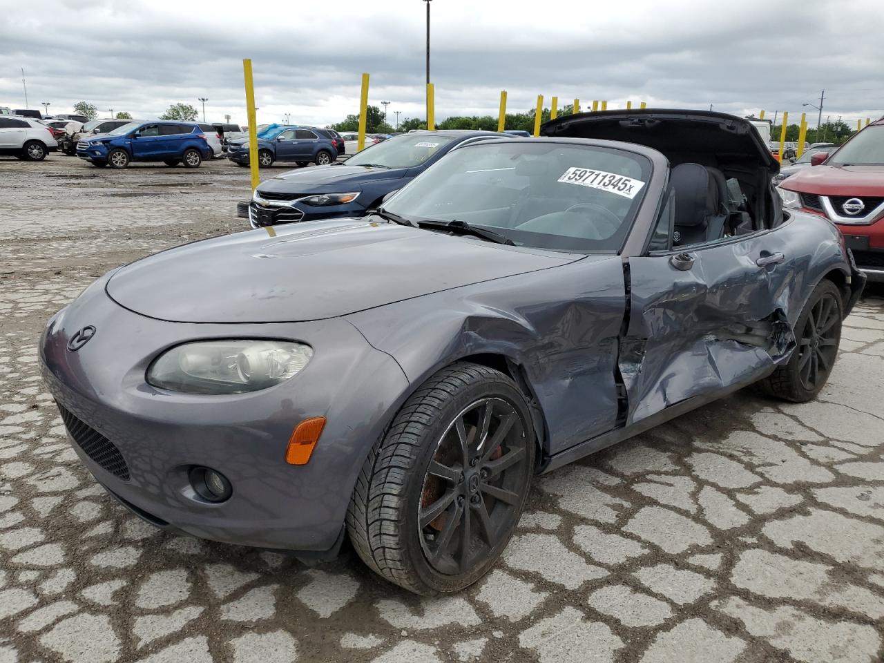 2006 Mazda MX-5 Miata Sport, VIN JM1NC25FX60112528 — Auction photo