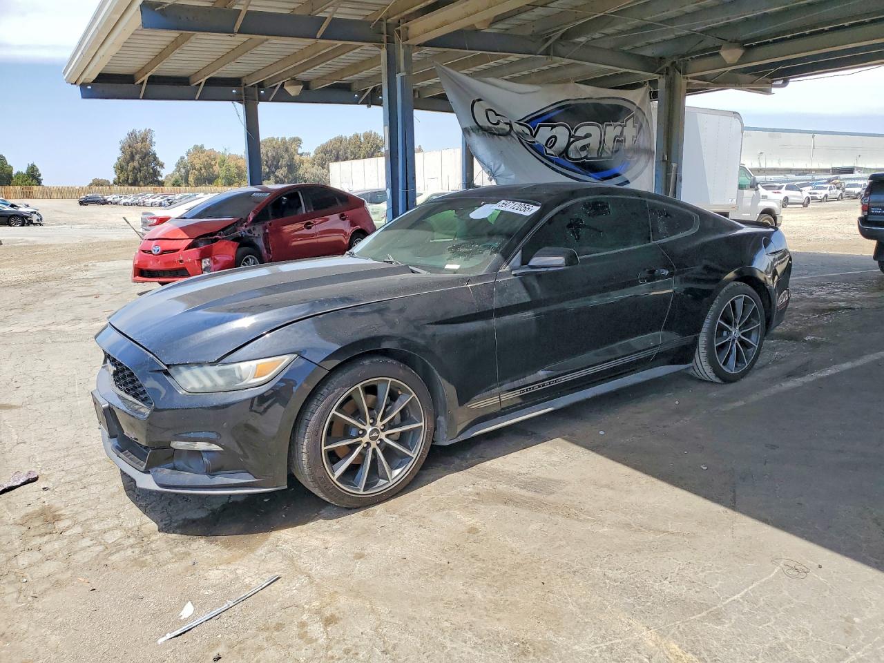 2015 Ford Mustang EcoBoost, VIN 1FA6P8TH3F5335762 — Мелкие вмятины и царапины