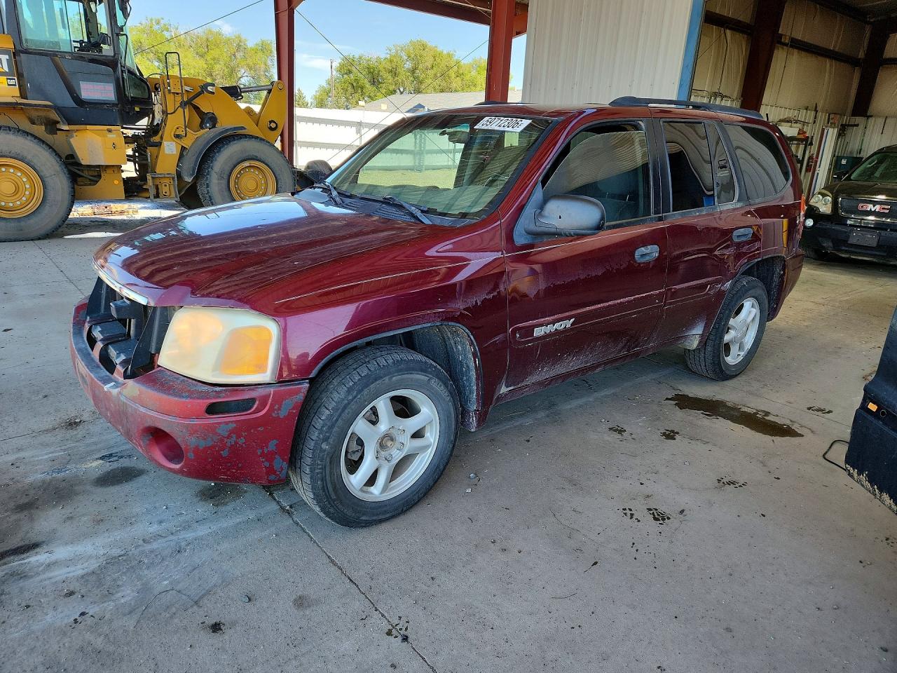 2004 GMC Envoy SLT, VIN 1GKDT13S042117619 — Front end
