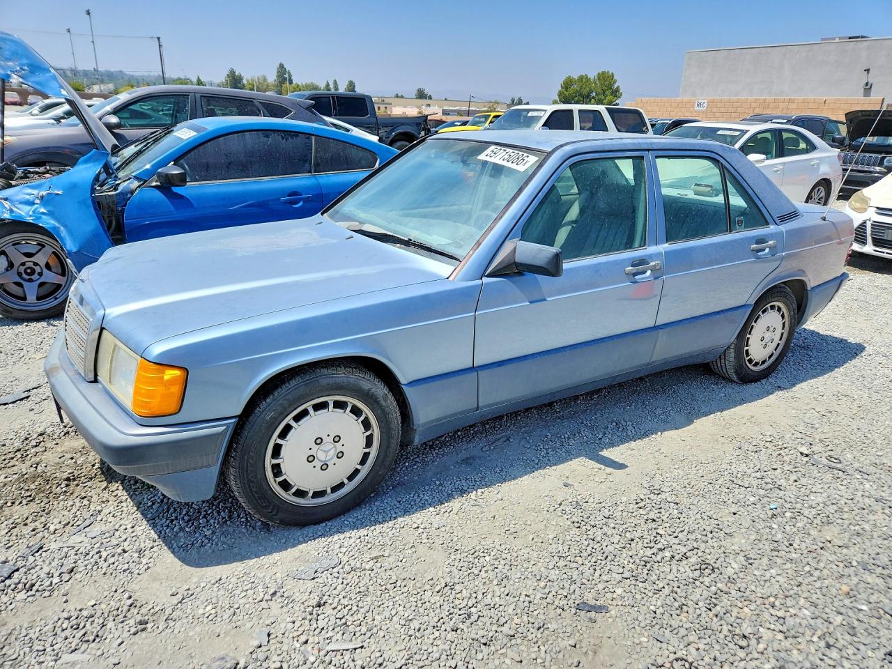1989 Mercedes-Benz 190, VIN WDBDA29D3KF624910 — Normal wear