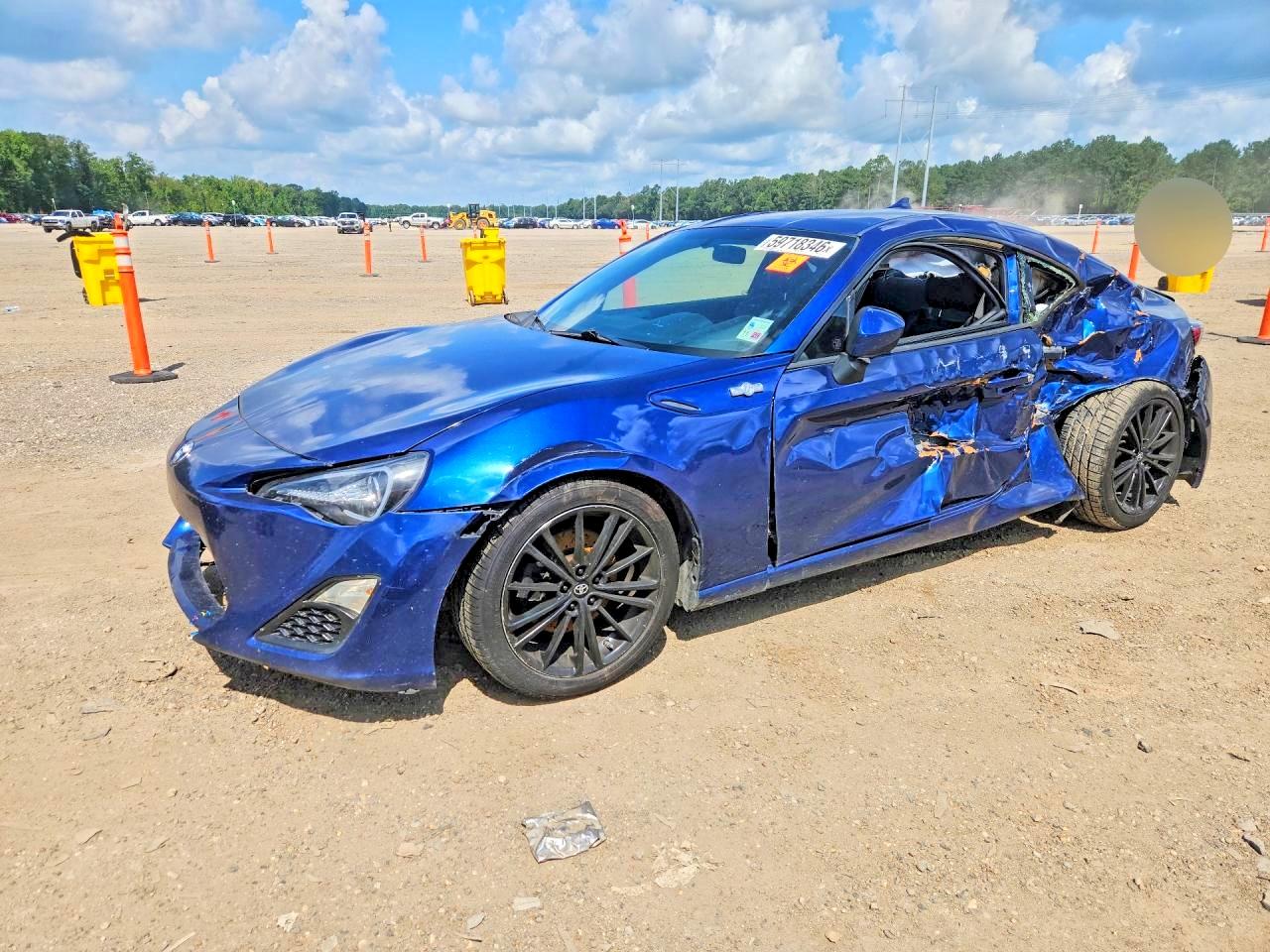 2013 Scion FR-S, VIN JF1ZNAA13D2717417 — Side