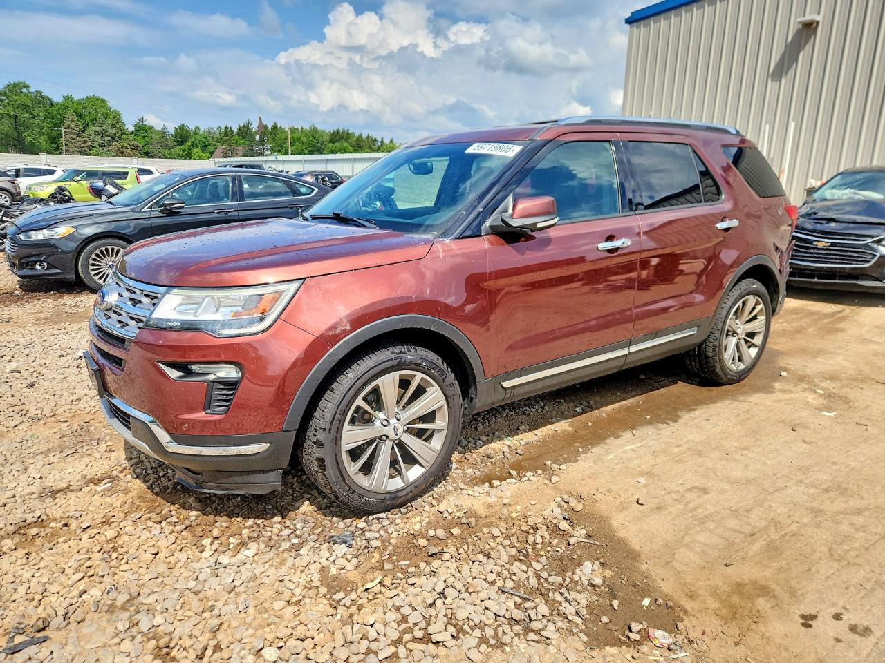 2018 Ford Explorer Limited, VIN 1FM5K8F81JGB66625 — Rear end