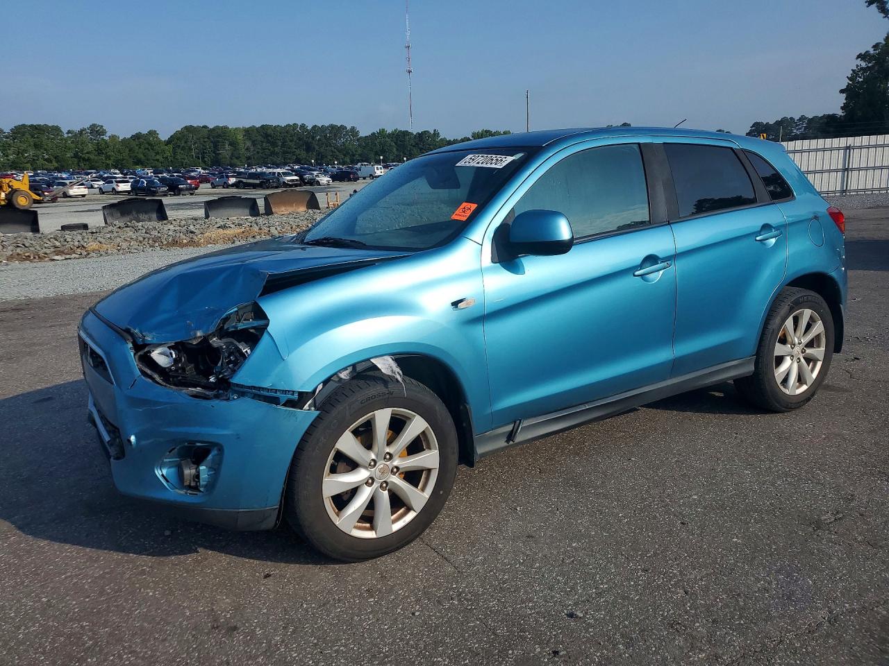 2014 Mitsubishi Outlander ES, VIN 4A4AP3AU1EE018044 — Перед