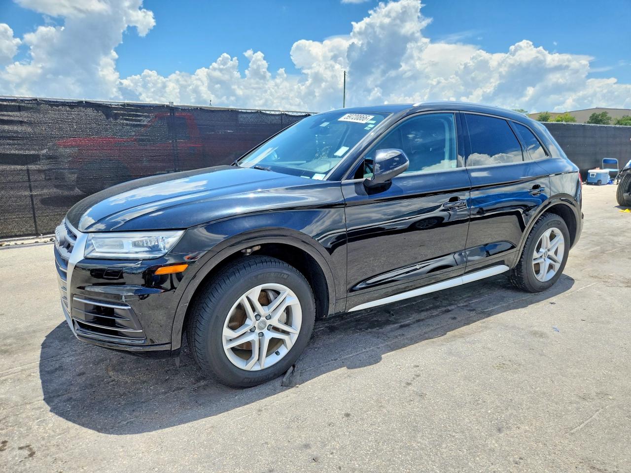 2018 Audi Q5 Premium, VIN WA1ANAFY3J2090401 — Auction photo 1 of 4