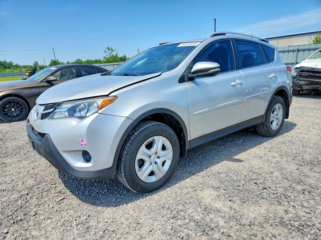 2014 Toyota RAV4 LE, VIN 2T3ZFREV3EW084011 — Front end