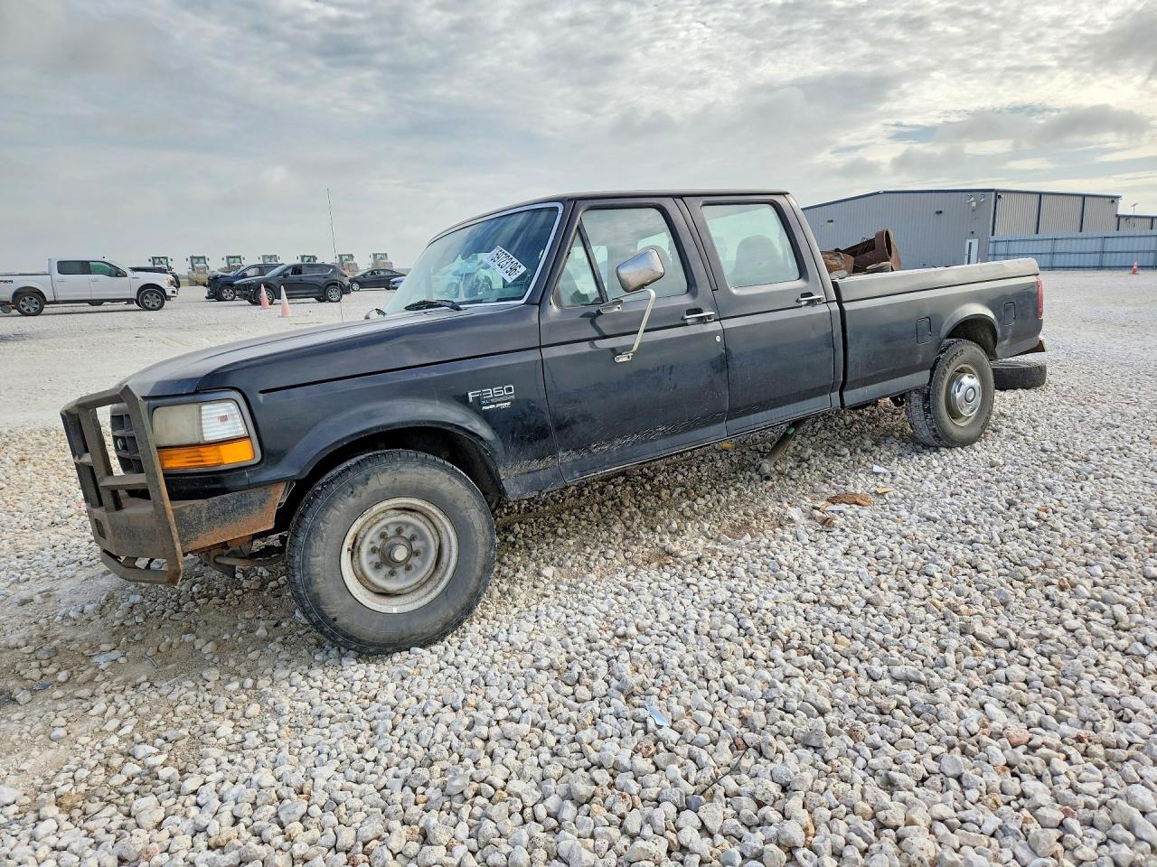 1995 Ford F-350, VIN 1FTJW35F0SEA71304 — Undercarriage