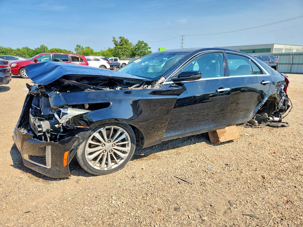 2016 Cadillac CTS Luxury Collection AWD, VIN 1G6AX5SX1G0165382 — Front end