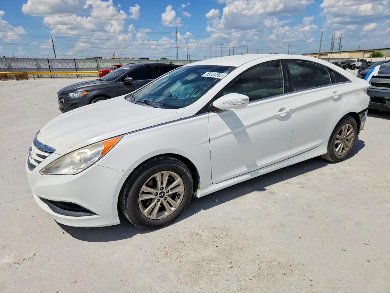 2014 Hyundai Sonata GLS, VIN 5NPEB4AC8EH930240 — Rear end