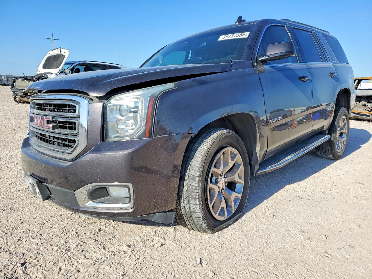 2018 GMC Yukon SLE, VIN 1GKS1AKC3JR295356 — Front end