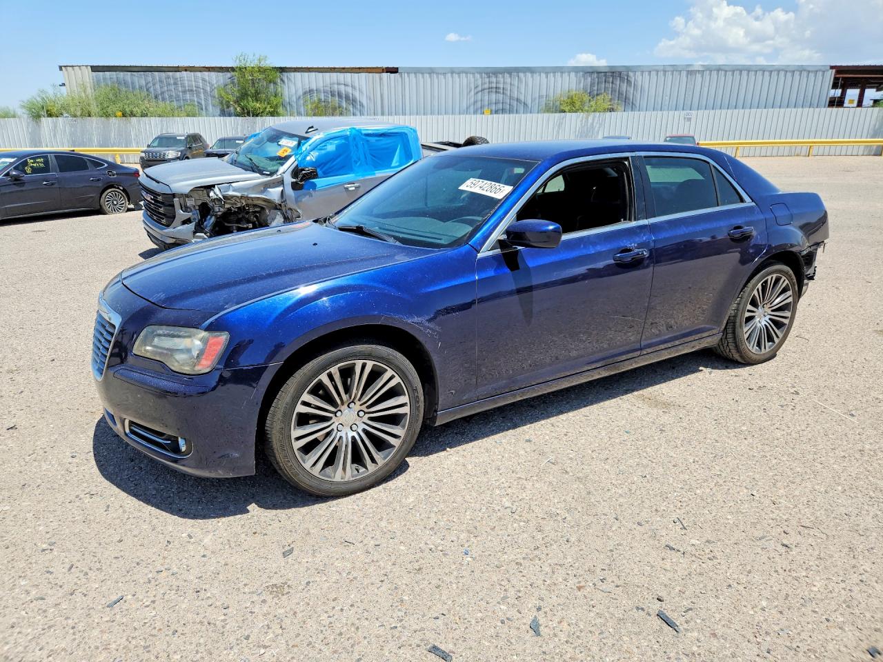 2013 Chrysler 300 S, VIN 2C3CCABG1DH685135 — Зад