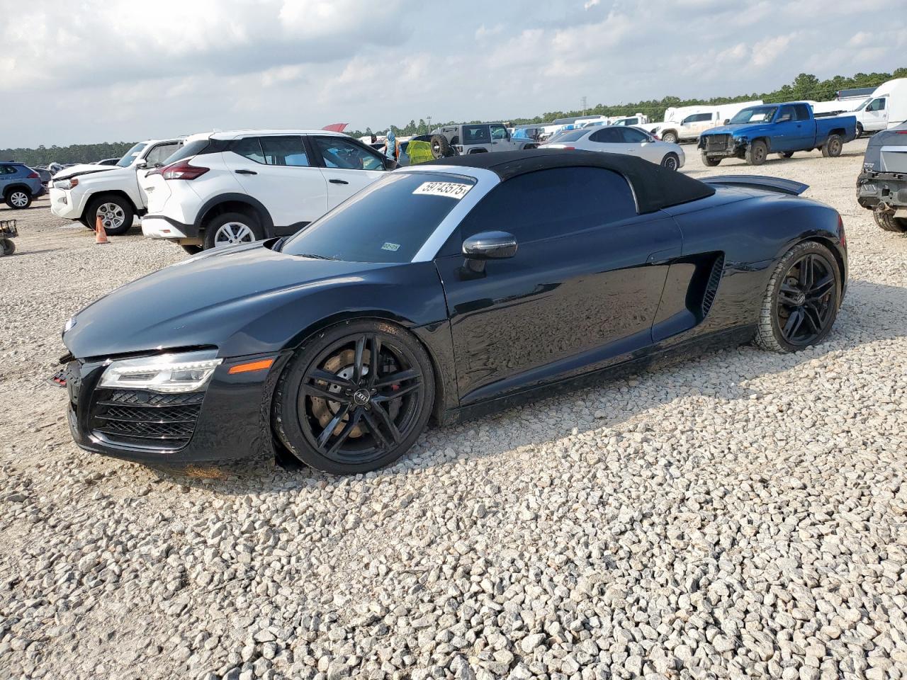 2014 Audi R8 4.2L, VIN WUASUAFG3EN000918 — Фото с аукциона