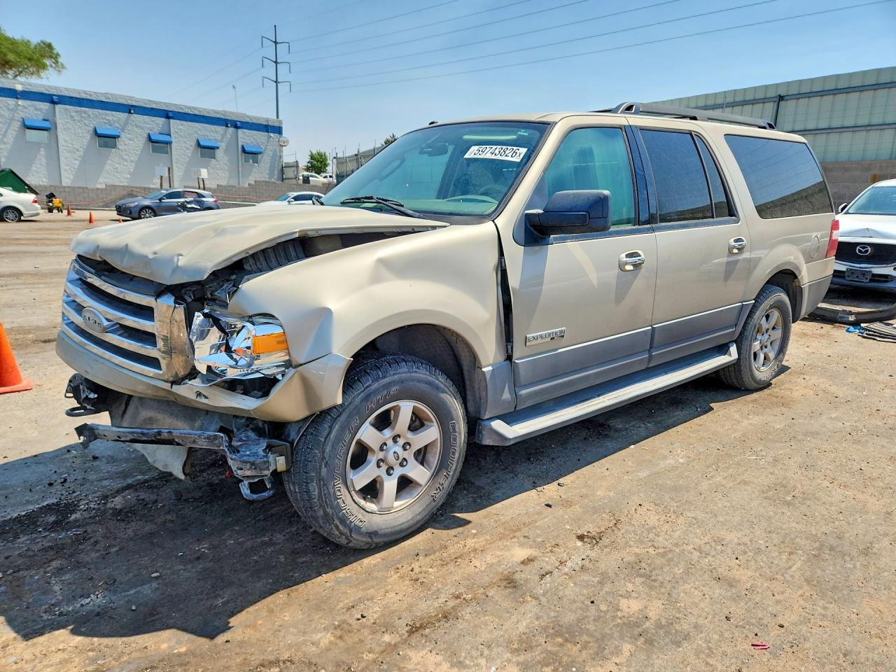 2007 Ford Expedition Max XLT, VIN 1FMFK16537LA44835 — Front end