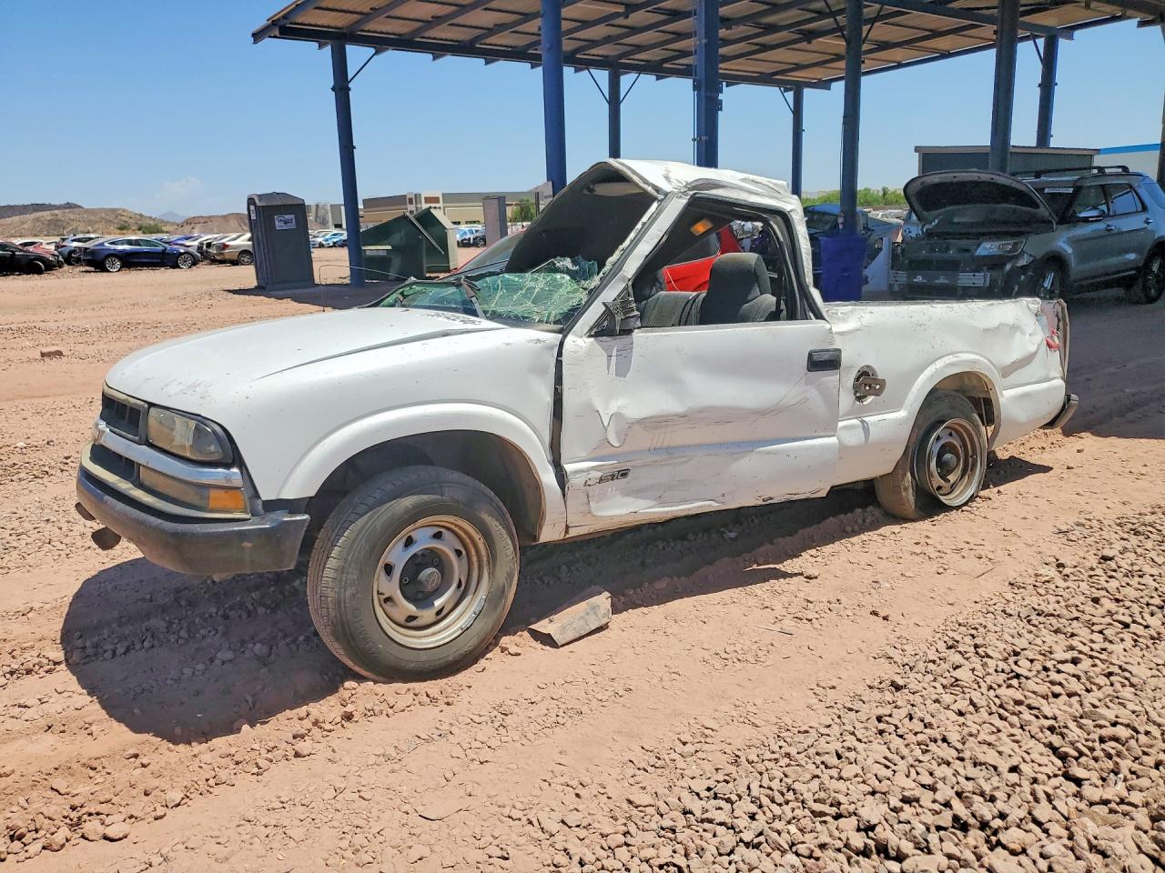 2002 Chevrolet S-10 LS, VIN 1GCCS145228227438 — Rollover