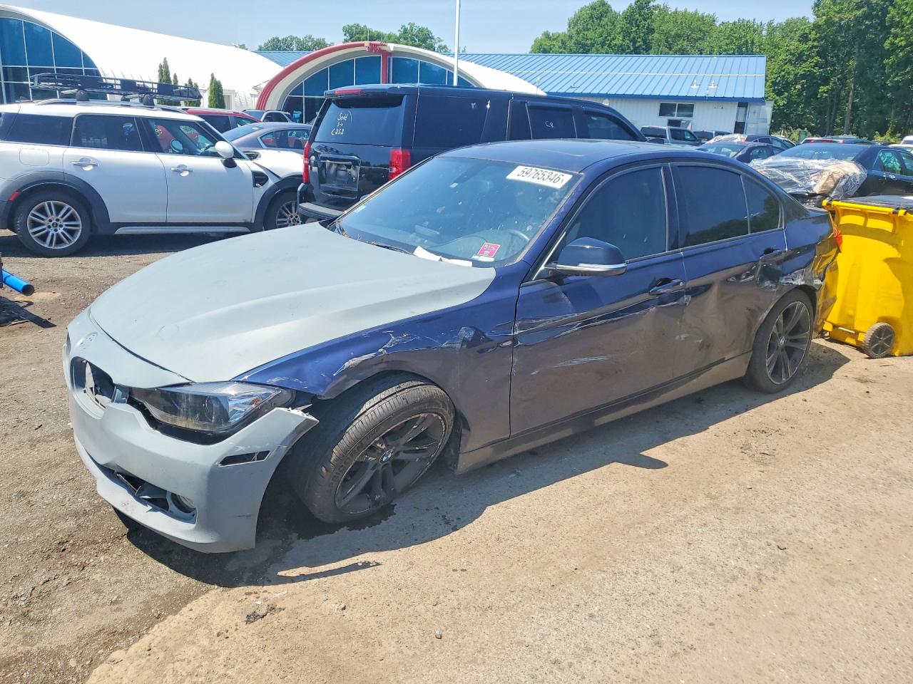 2013 BMW 3 Series 328i xDrive, VIN WBA3B3C54DF534036 — Side