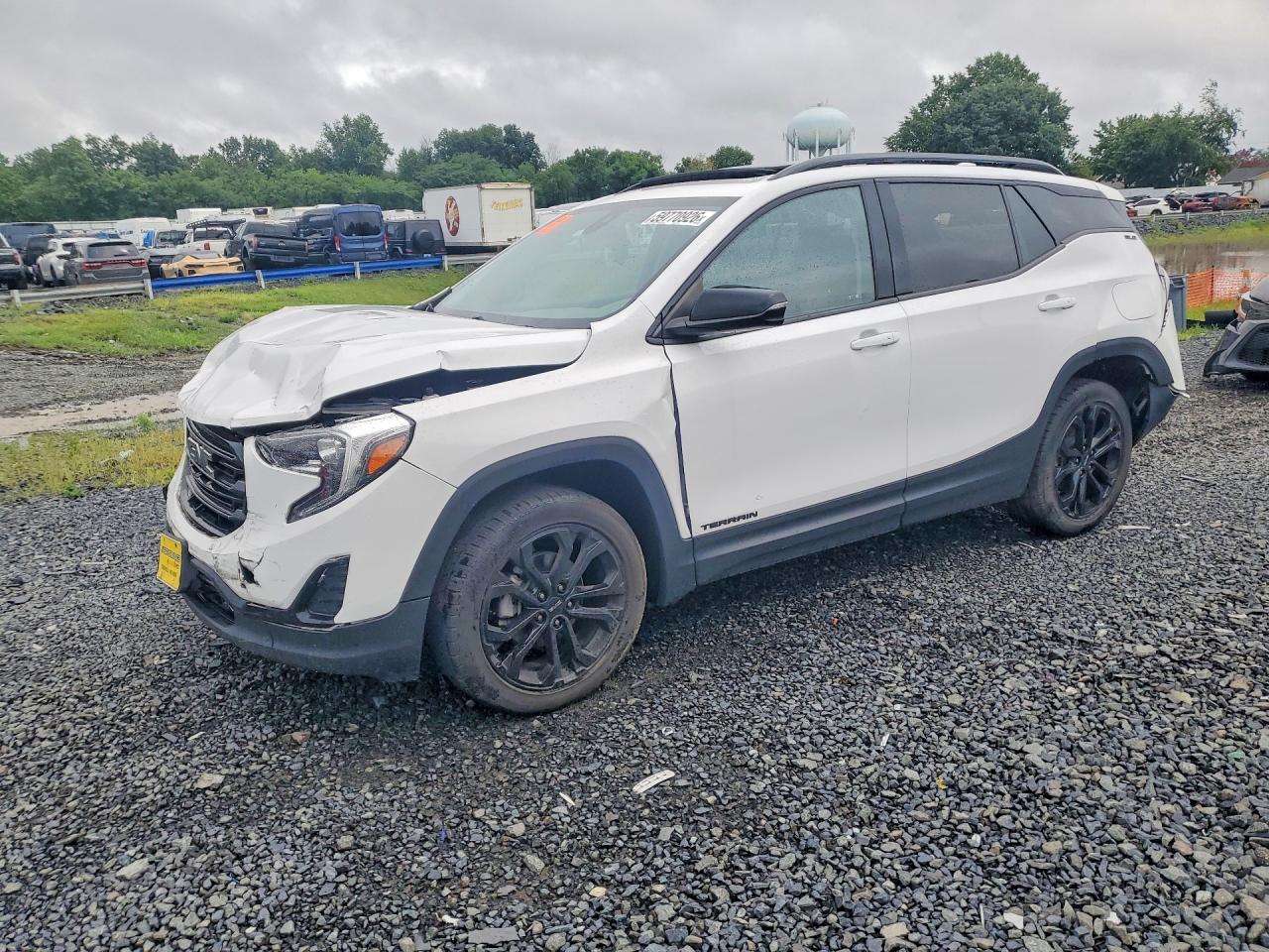 2021 GMC Terrain SLE, VIN 3GKALTEV1ML369903 — Front end