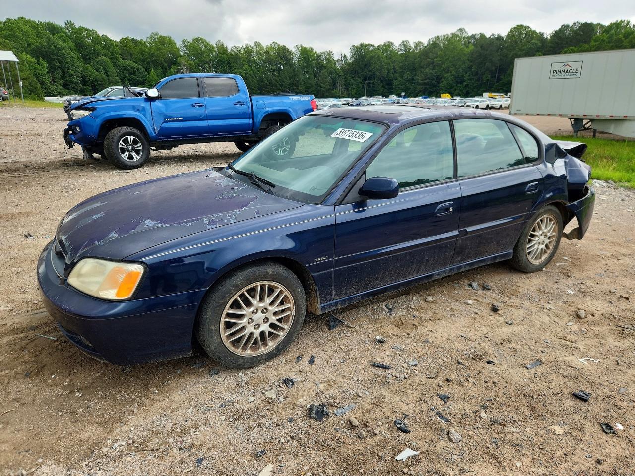 2003 Subaru Legacy L, VIN 4S3BE635436214432 — Зад